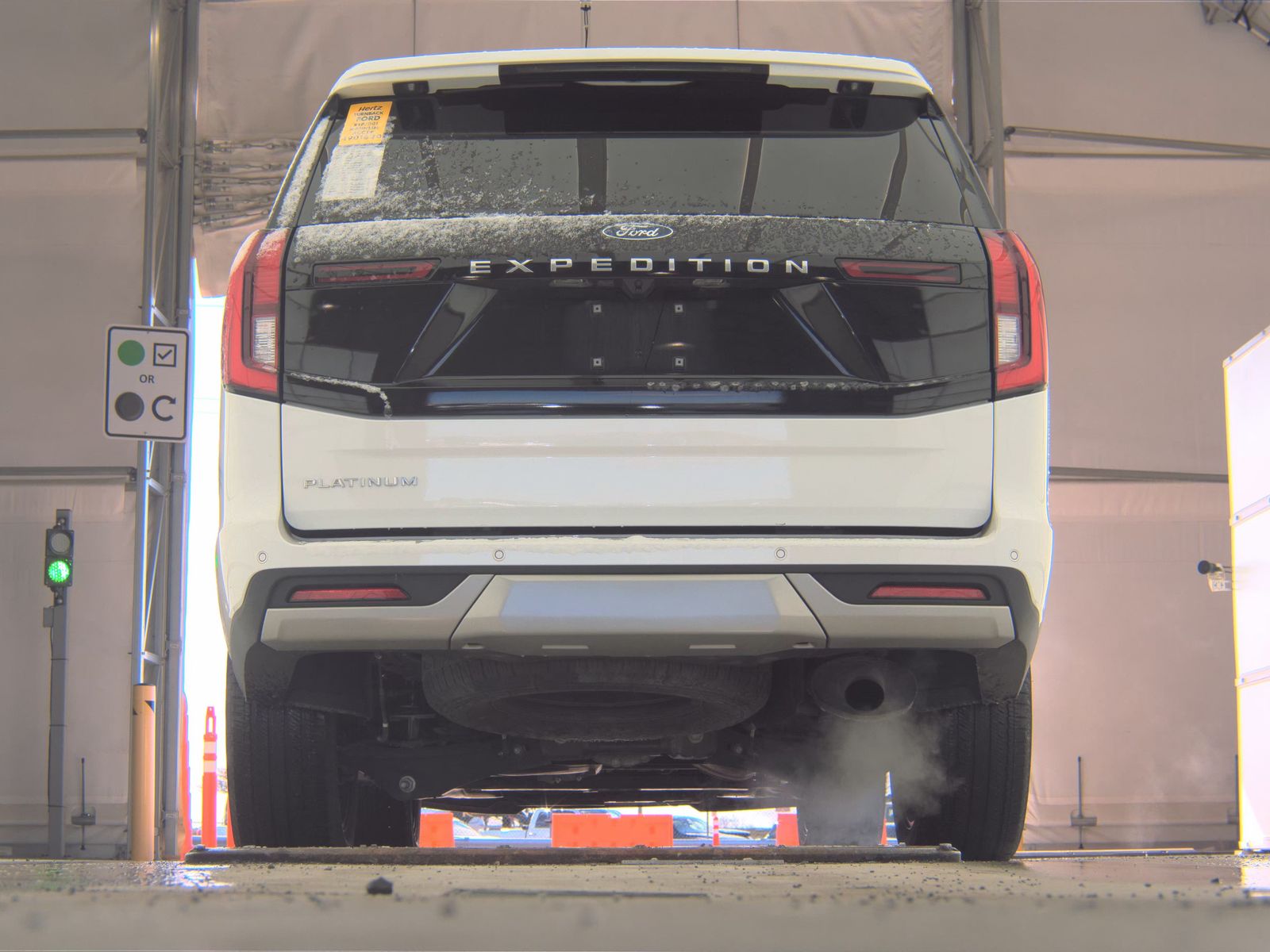 FORD EXPEDITION - 8