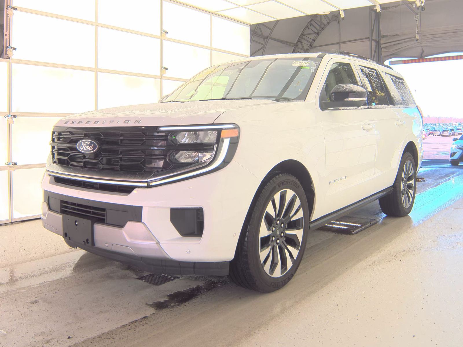 FORD EXPEDITION - 1