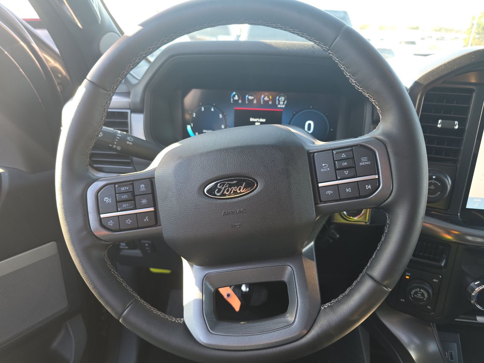 2025 Ford F-150 Hybrid Lariat AWD