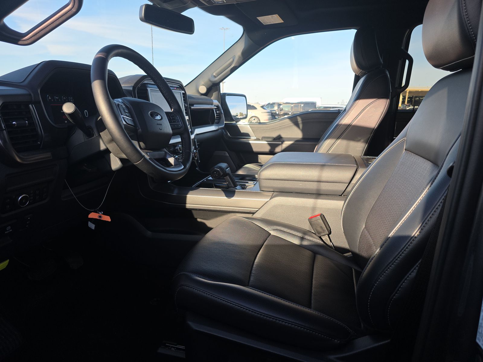 2025 Ford F-150 Hybrid Lariat AWD