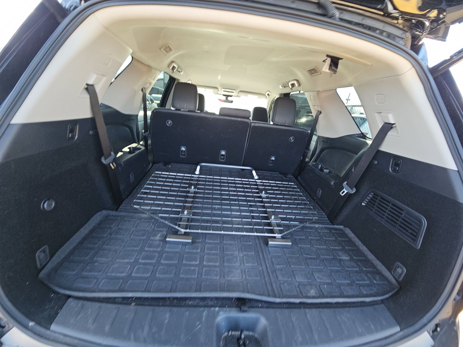 2024 Nissan Pathfinder SL AWD