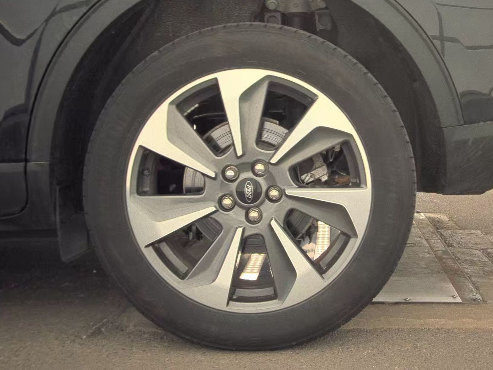 2024 Ford Escape Platinum AWD