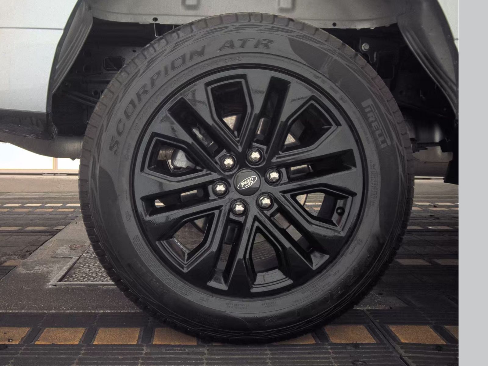 2025 Ford F-150 Hybrid XLT AWD