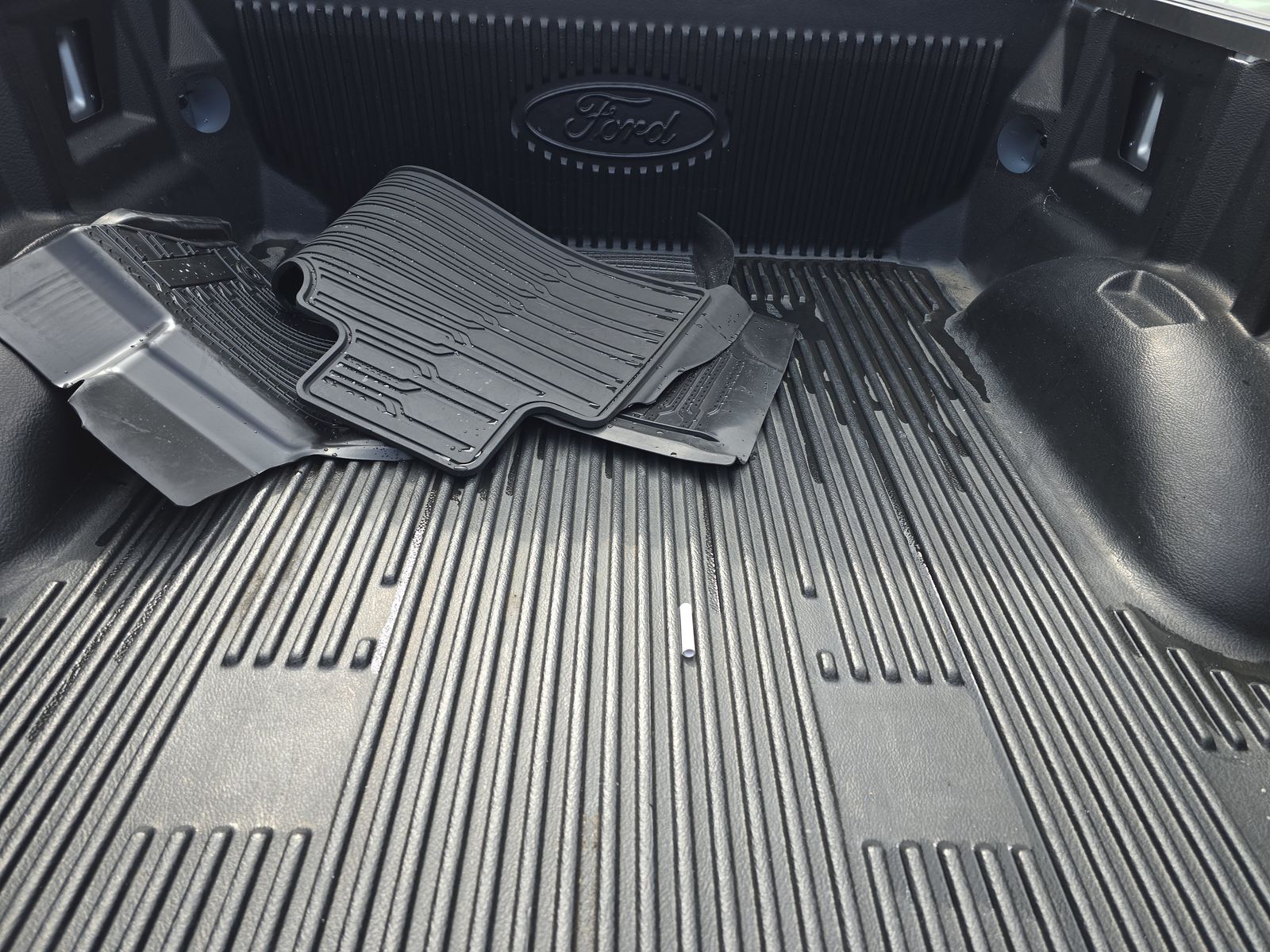 2025 Ford F-150 Hybrid XLT AWD