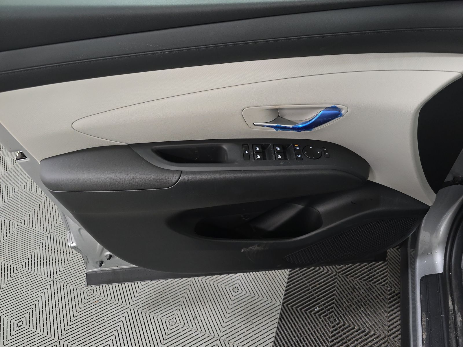 HYUNDAI UNKNOWN - 10