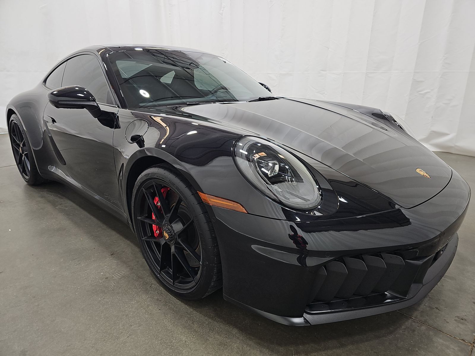 2025 Porsche 911 Carrera 4 GTS AWD