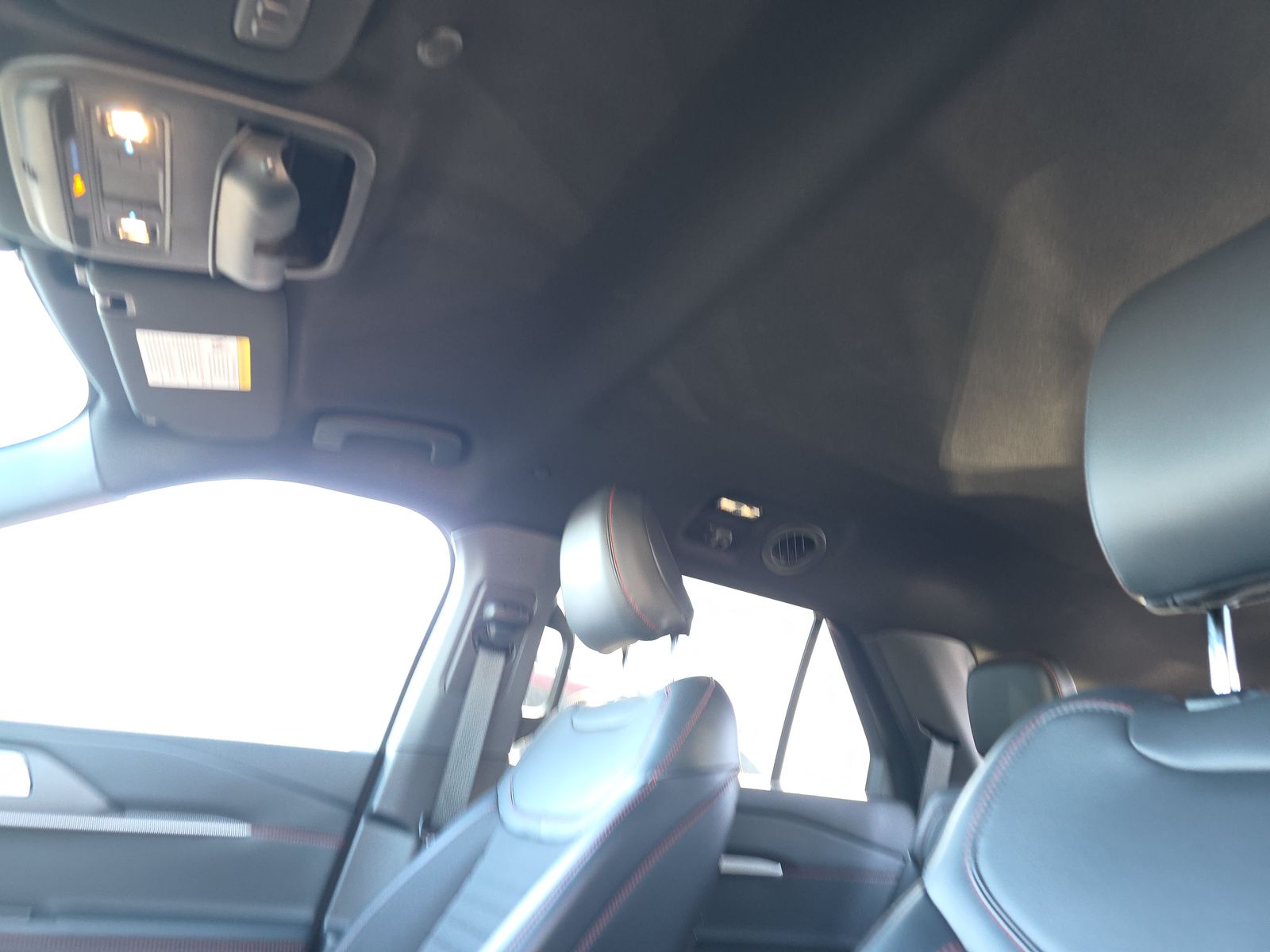 2025 Ford Explorer ST-Line AWD