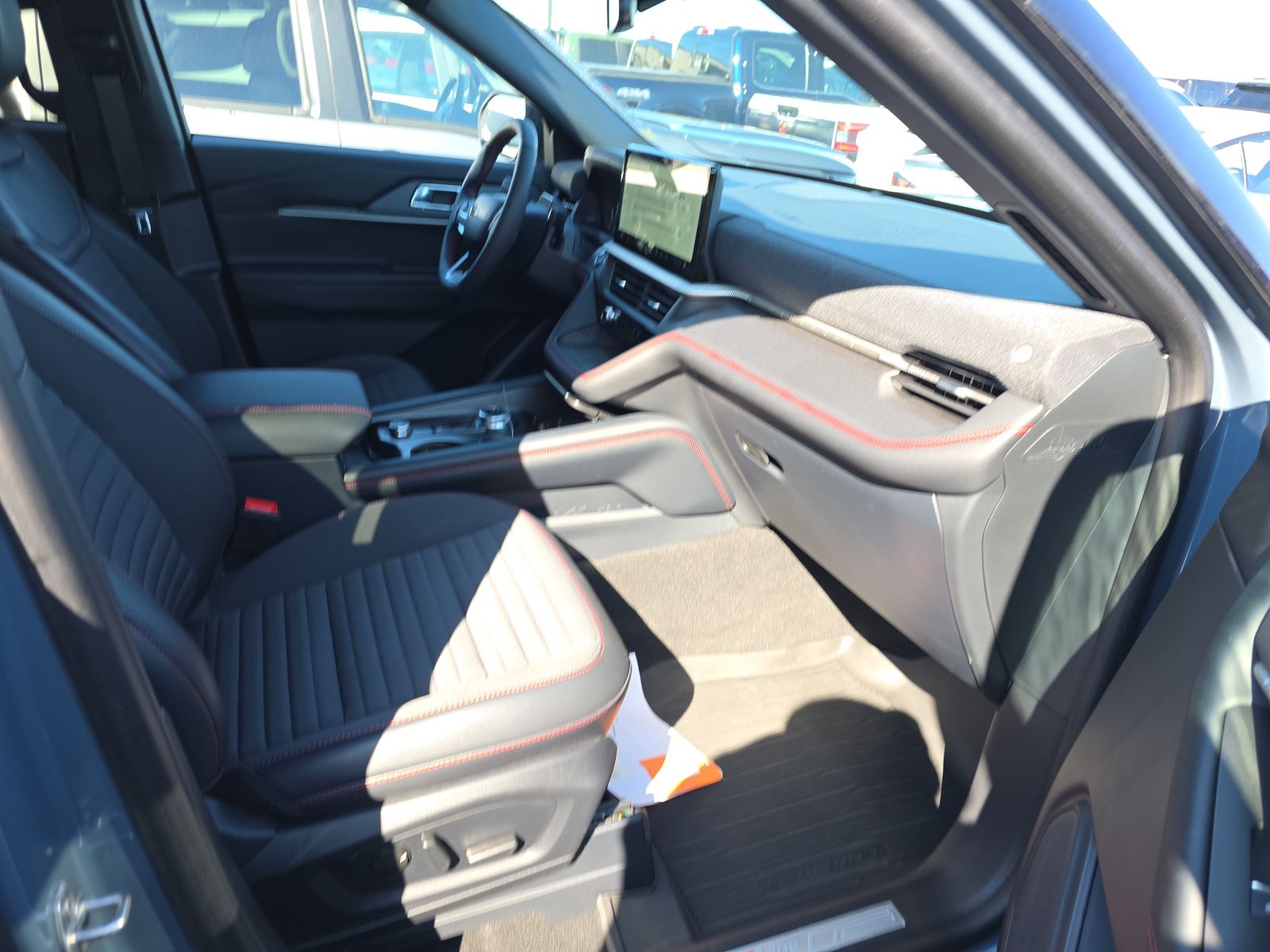 2025 Ford Explorer ST-Line AWD