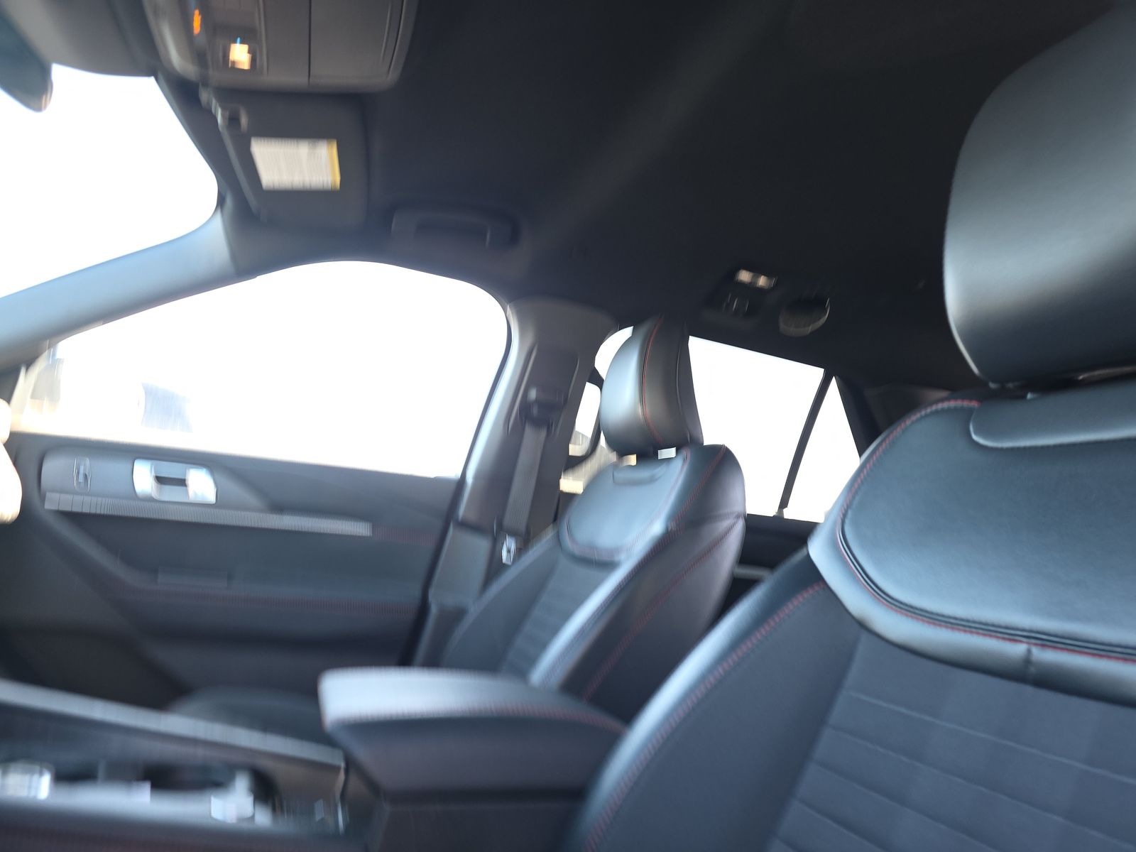 2025 Ford Explorer ST-Line AWD