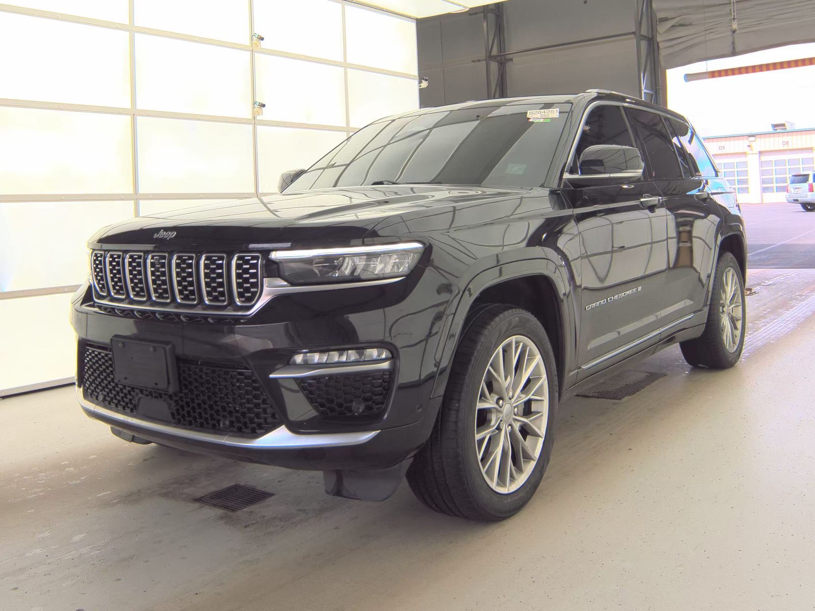 JEEP GRAND CHEROKEE - 1