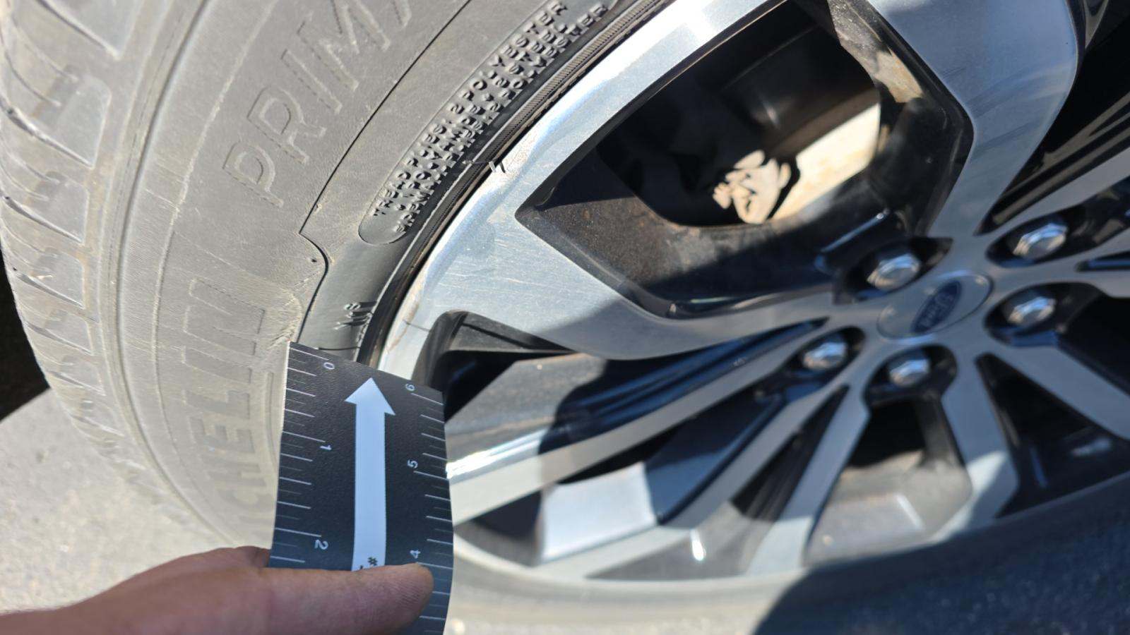 2025 Ford Explorer ST-Line AWD