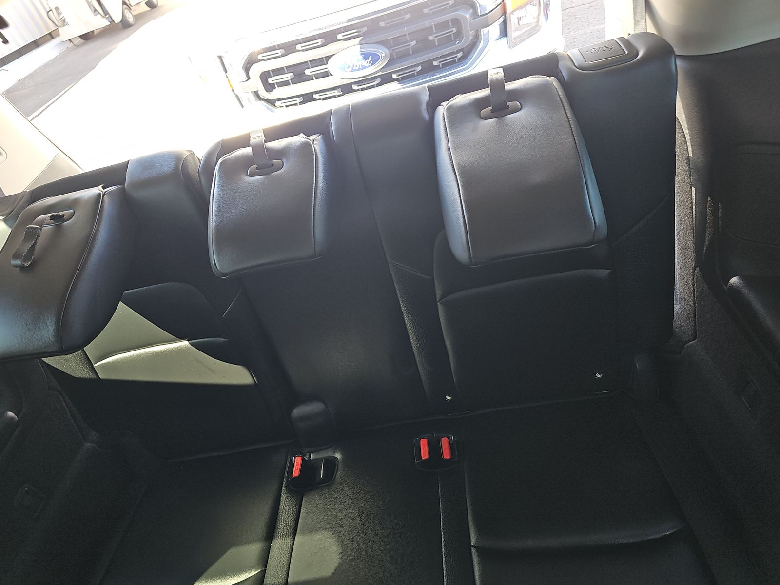 2025 Nissan Pathfinder SL FWD