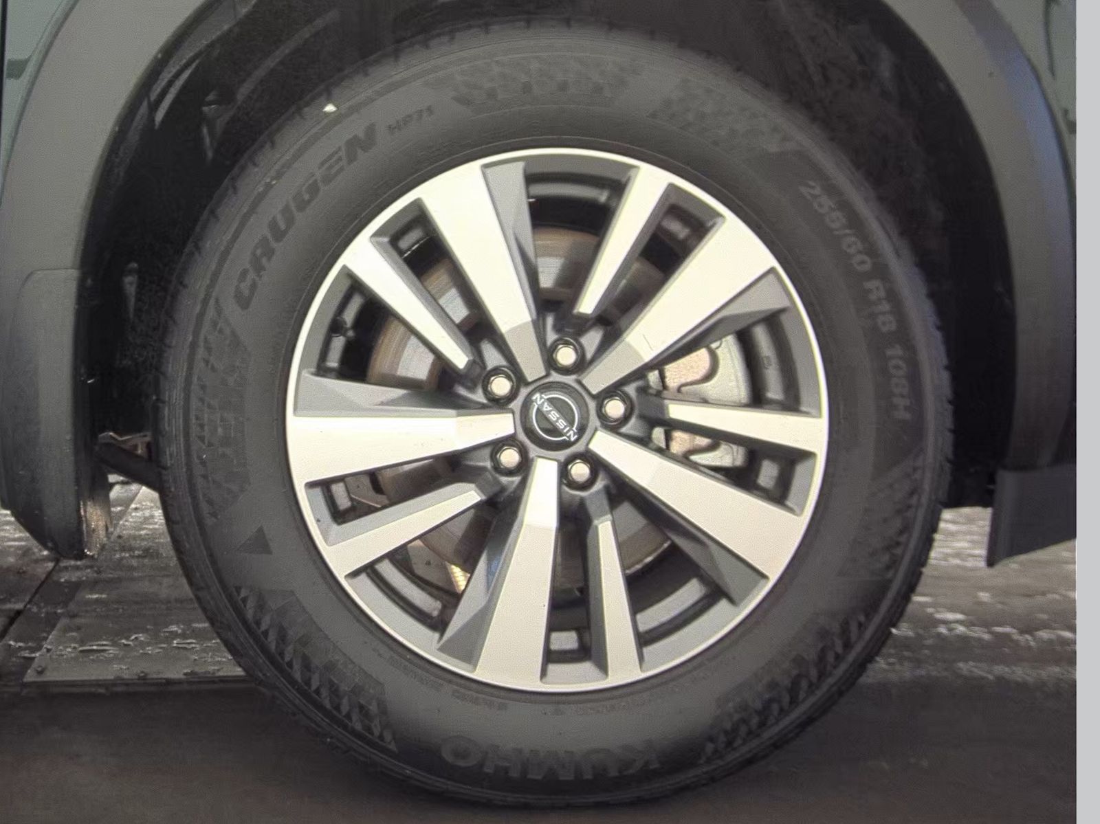 2025 Nissan Pathfinder SL FWD