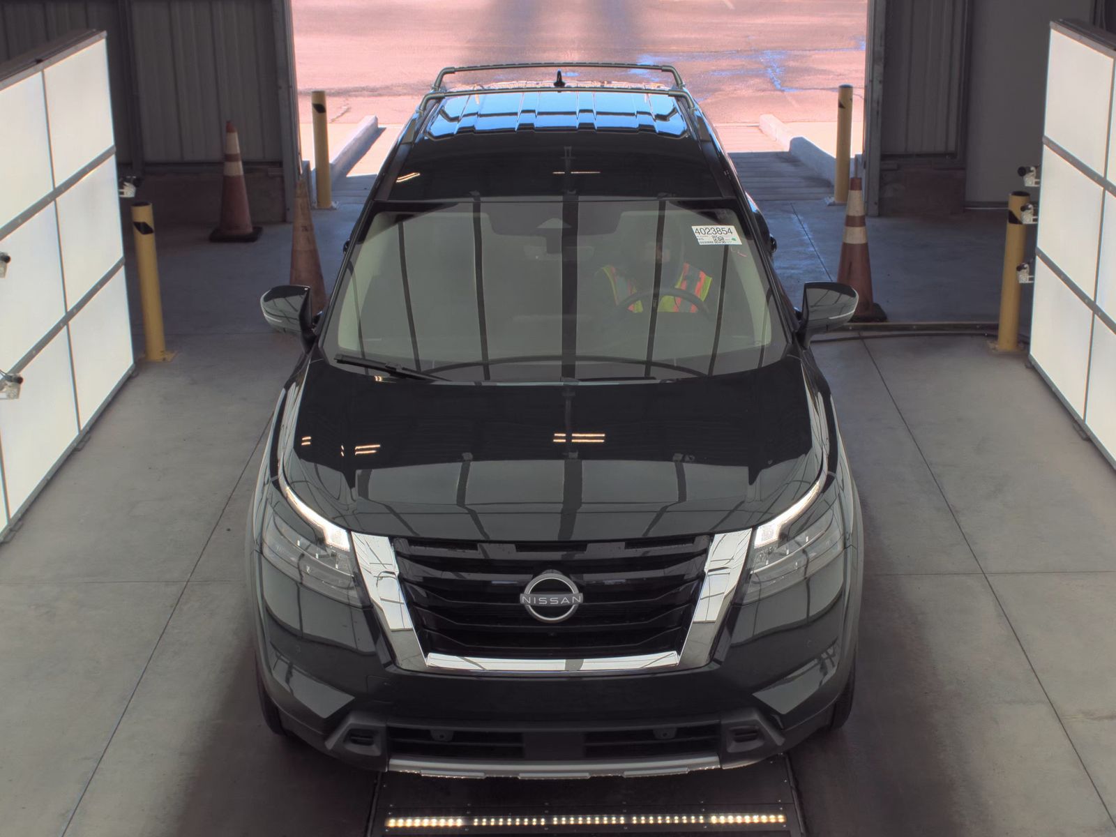 2025 Nissan Pathfinder SL FWD