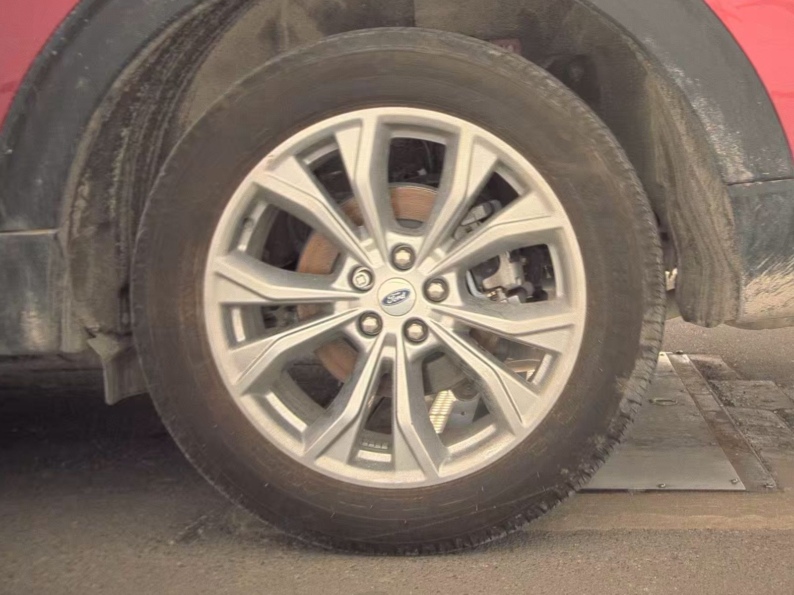 2024 Ford Explorer XLT AWD