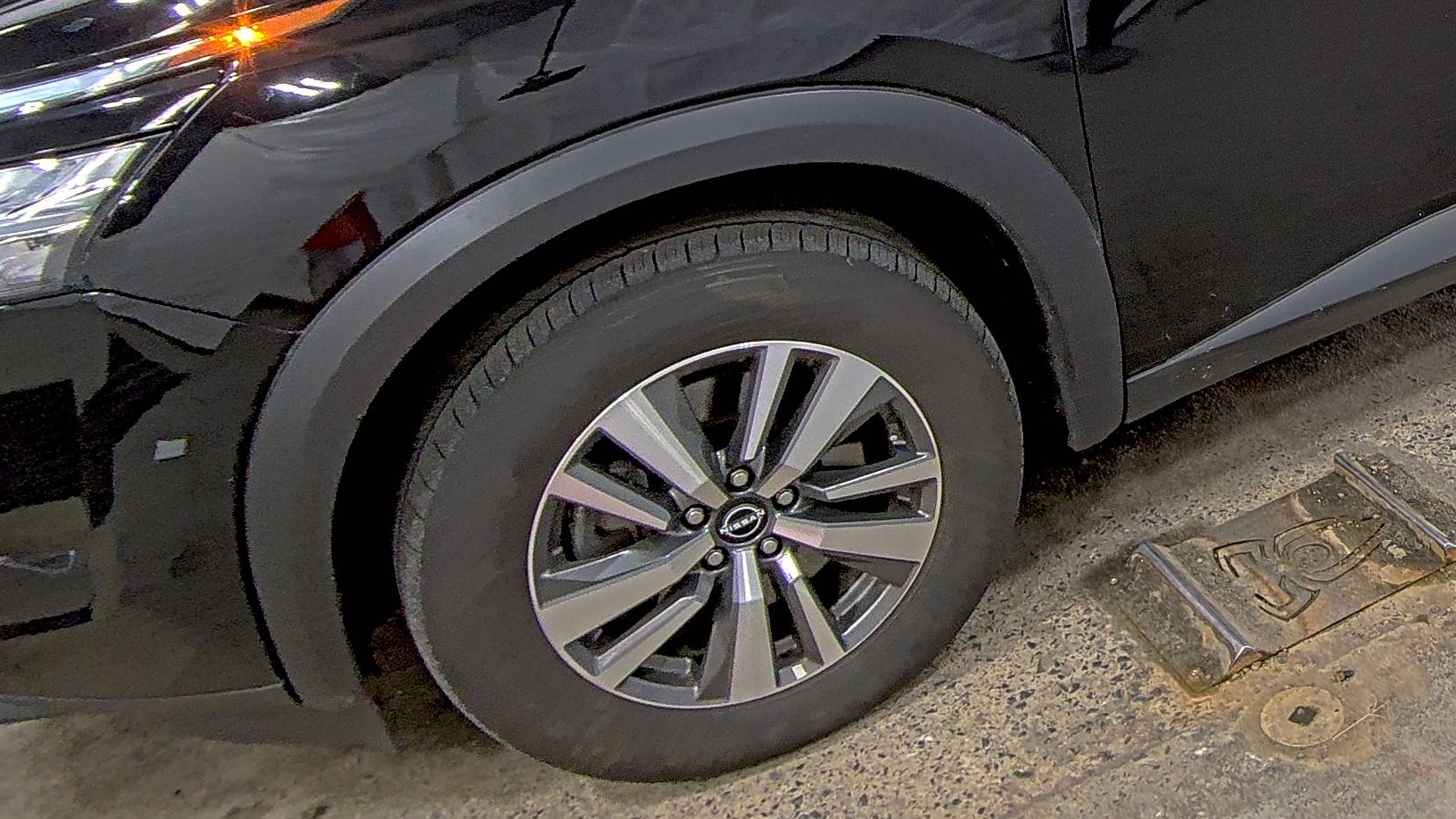 2024 Nissan Pathfinder SL AWD