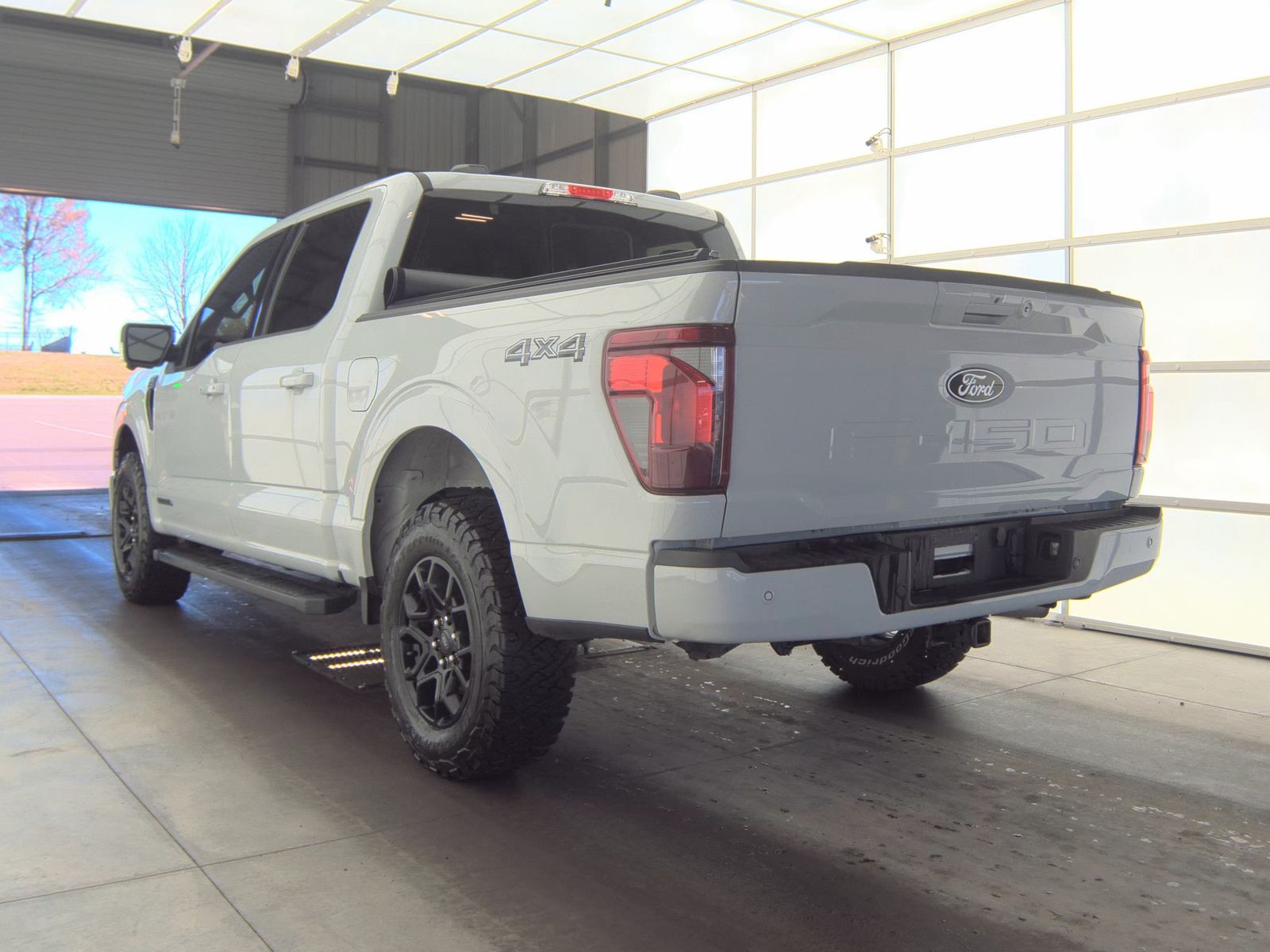 2024 Ford F-150 Hybrid XLT AWD