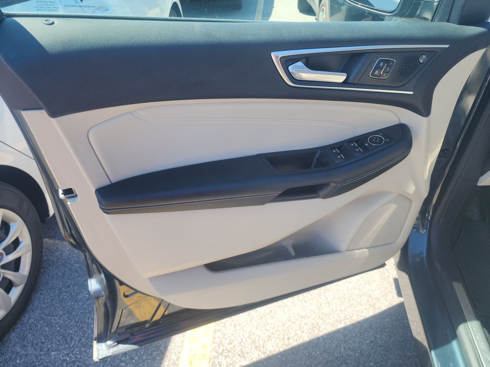 2022 Ford Edge Titanium AWD