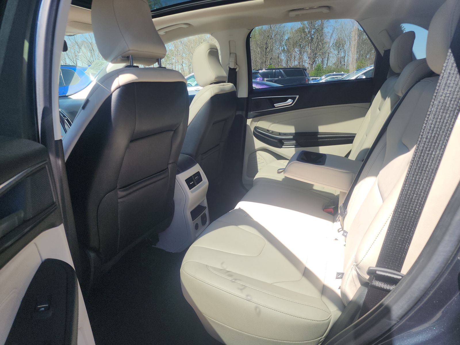 2022 Ford Edge Titanium AWD