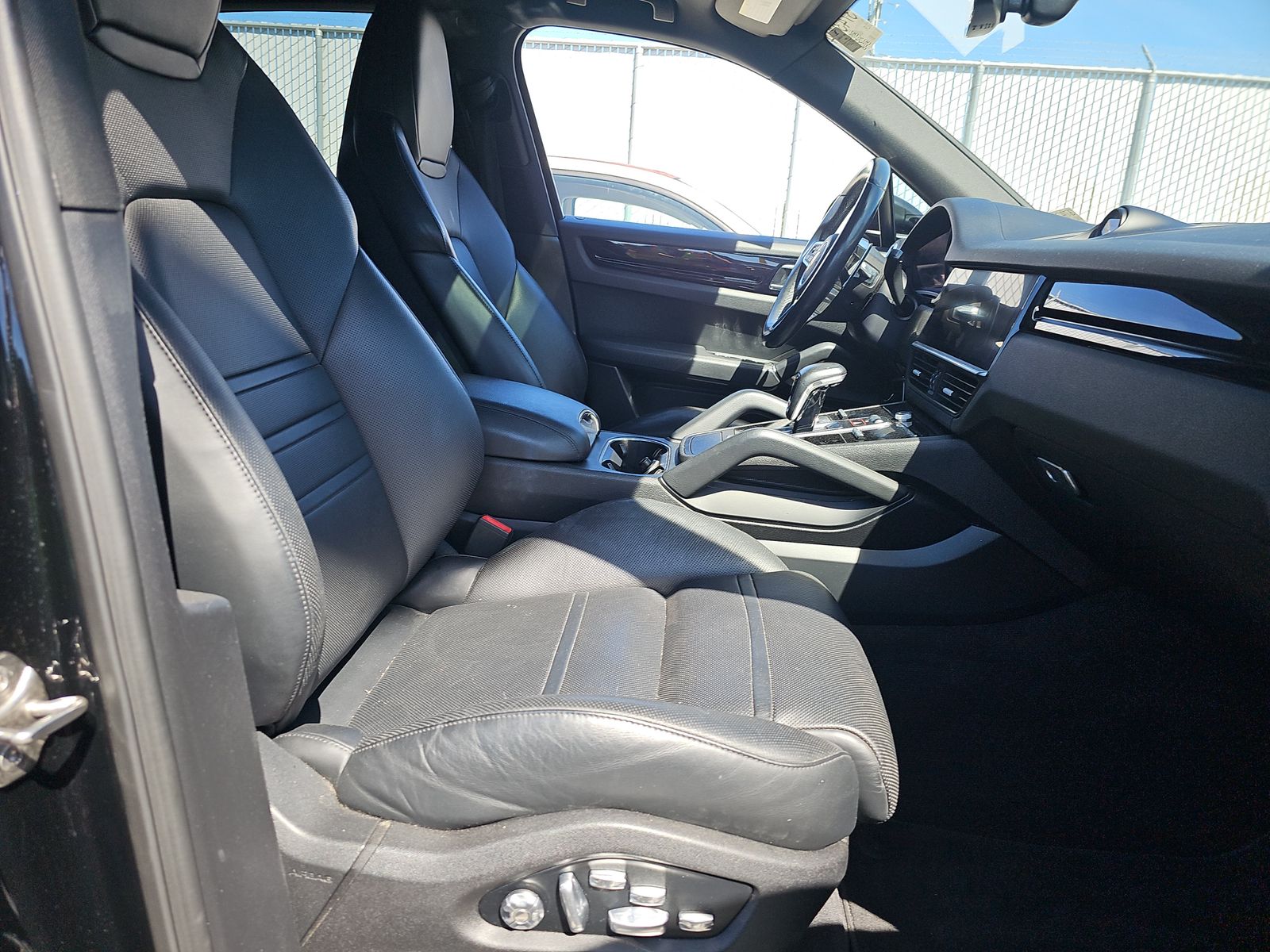 2019 Porsche Cayenne Base AWD