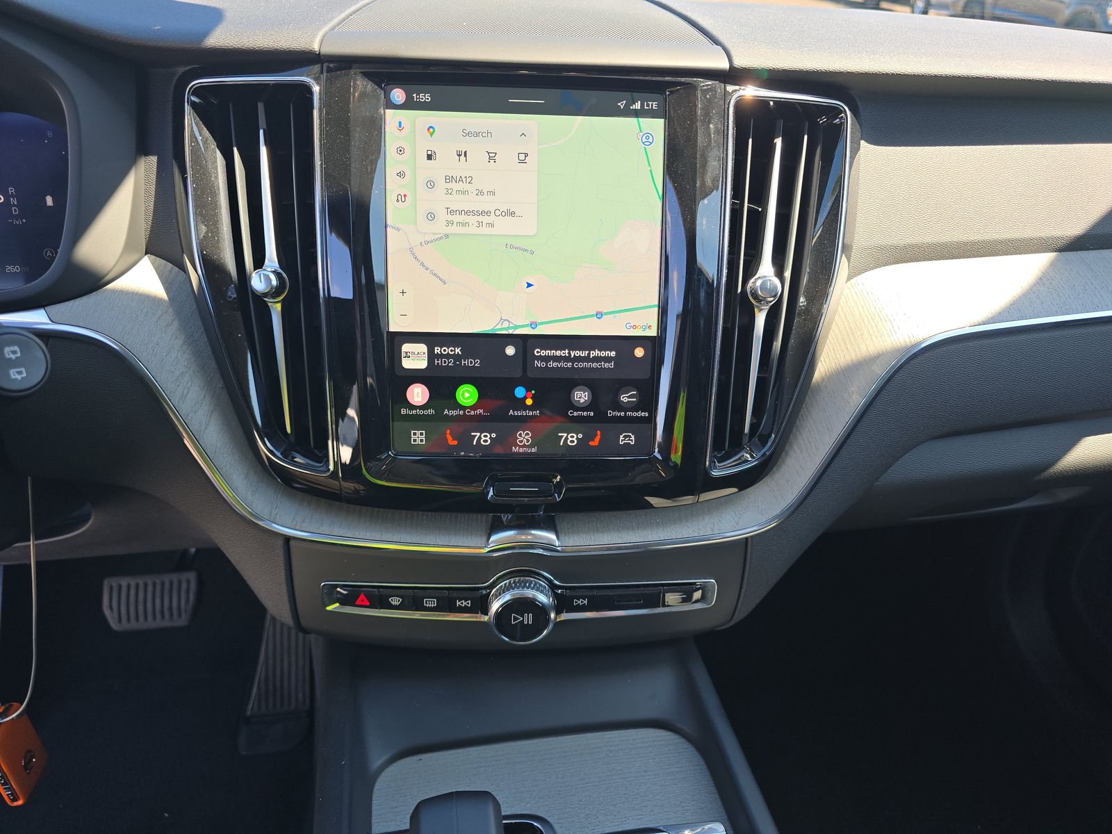 2025 Volvo XC60 B5 Plus AWD