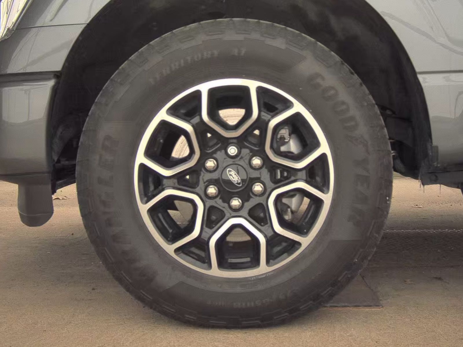 2023 Ford F-150 Hybrid XLT AWD