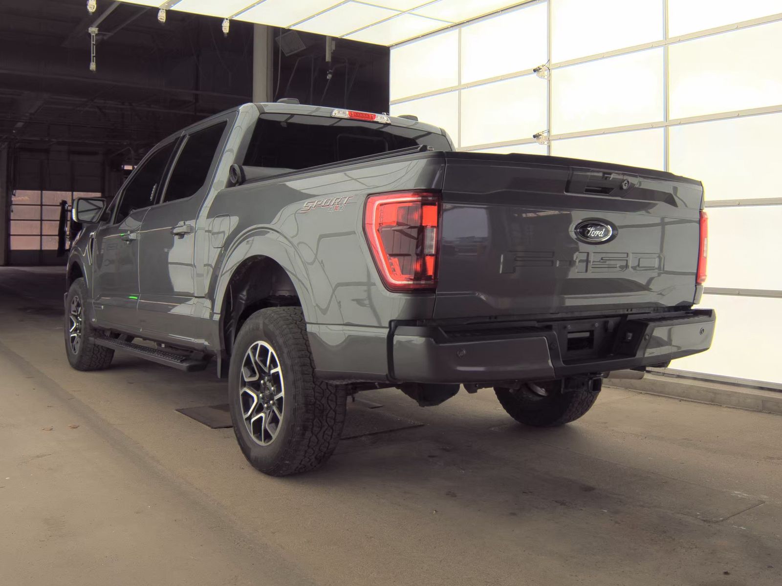 2023 Ford F-150 Hybrid XLT AWD