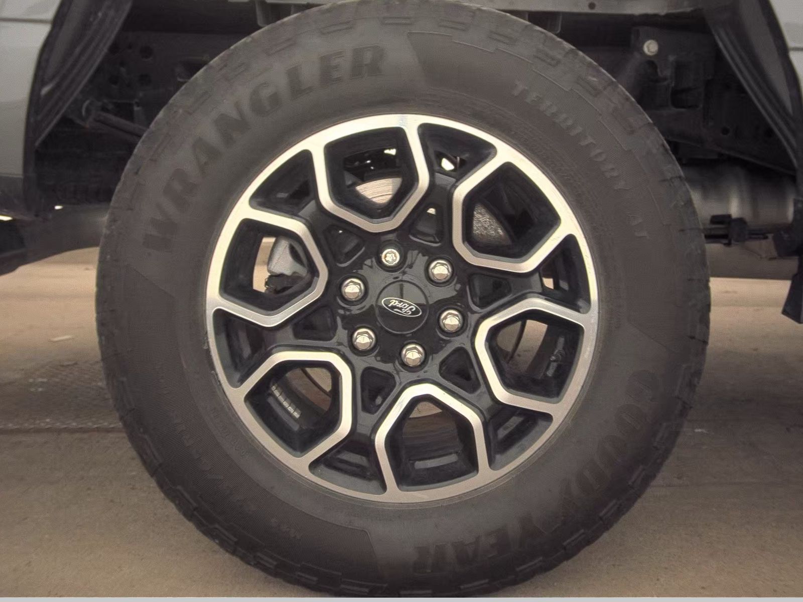 2023 Ford F-150 Hybrid XLT AWD