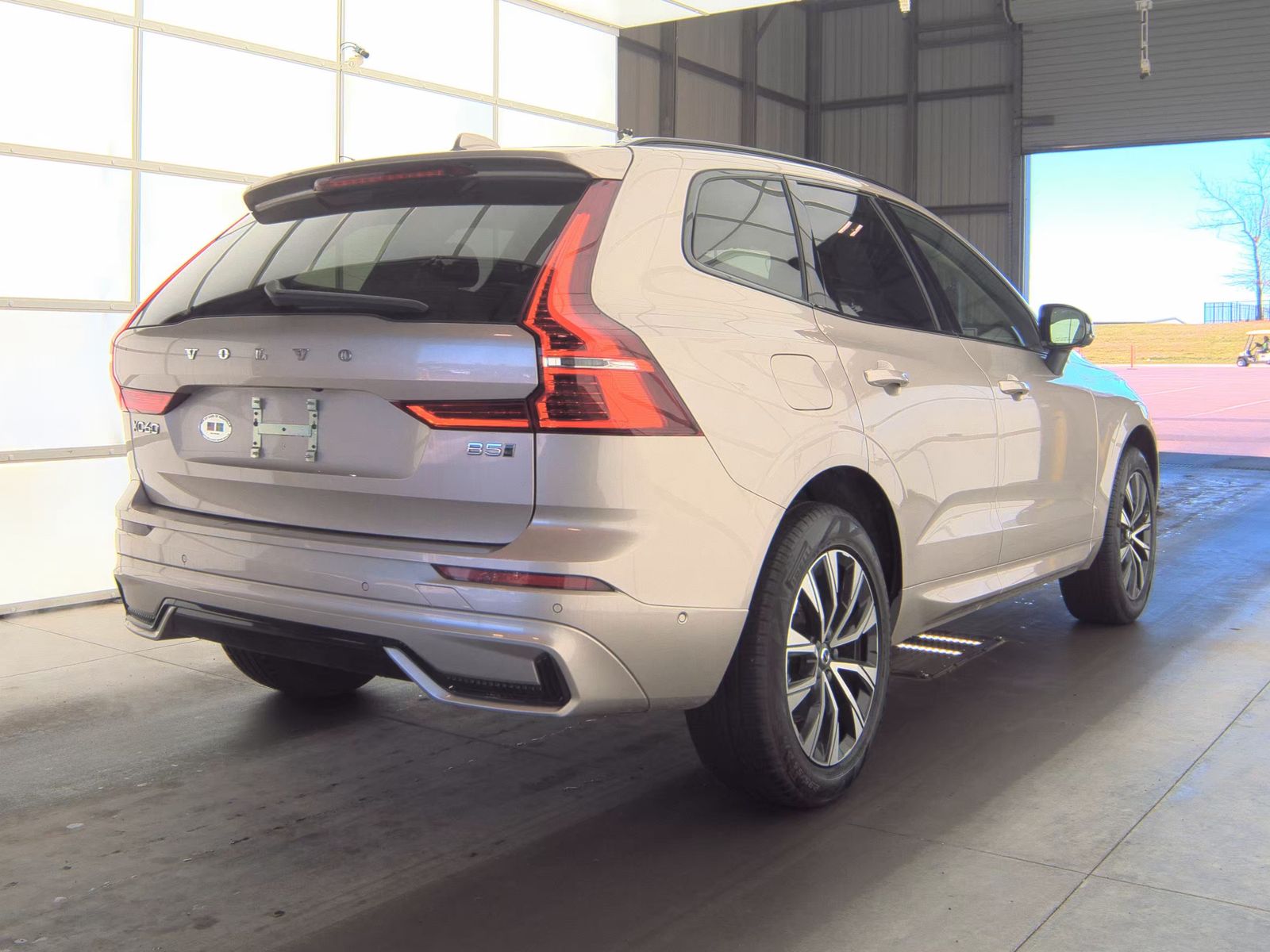 2025 Volvo XC60 B5 Plus AWD