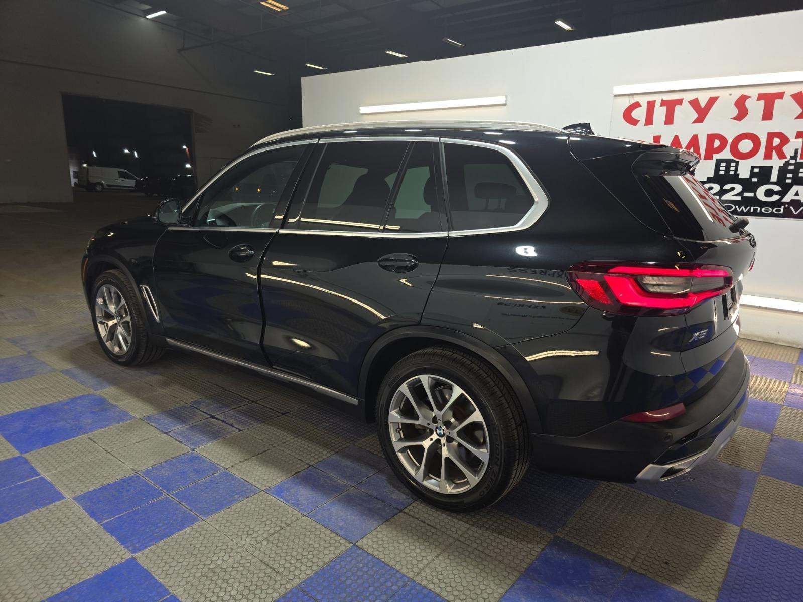 2022 BMW X5 xDrive40i AWD