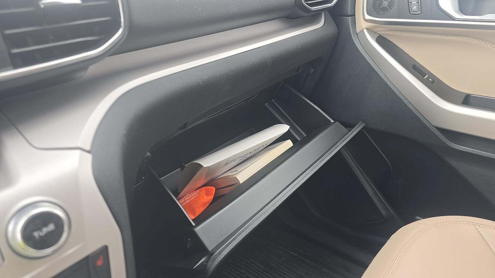 2024 Ford Explorer XLT AWD