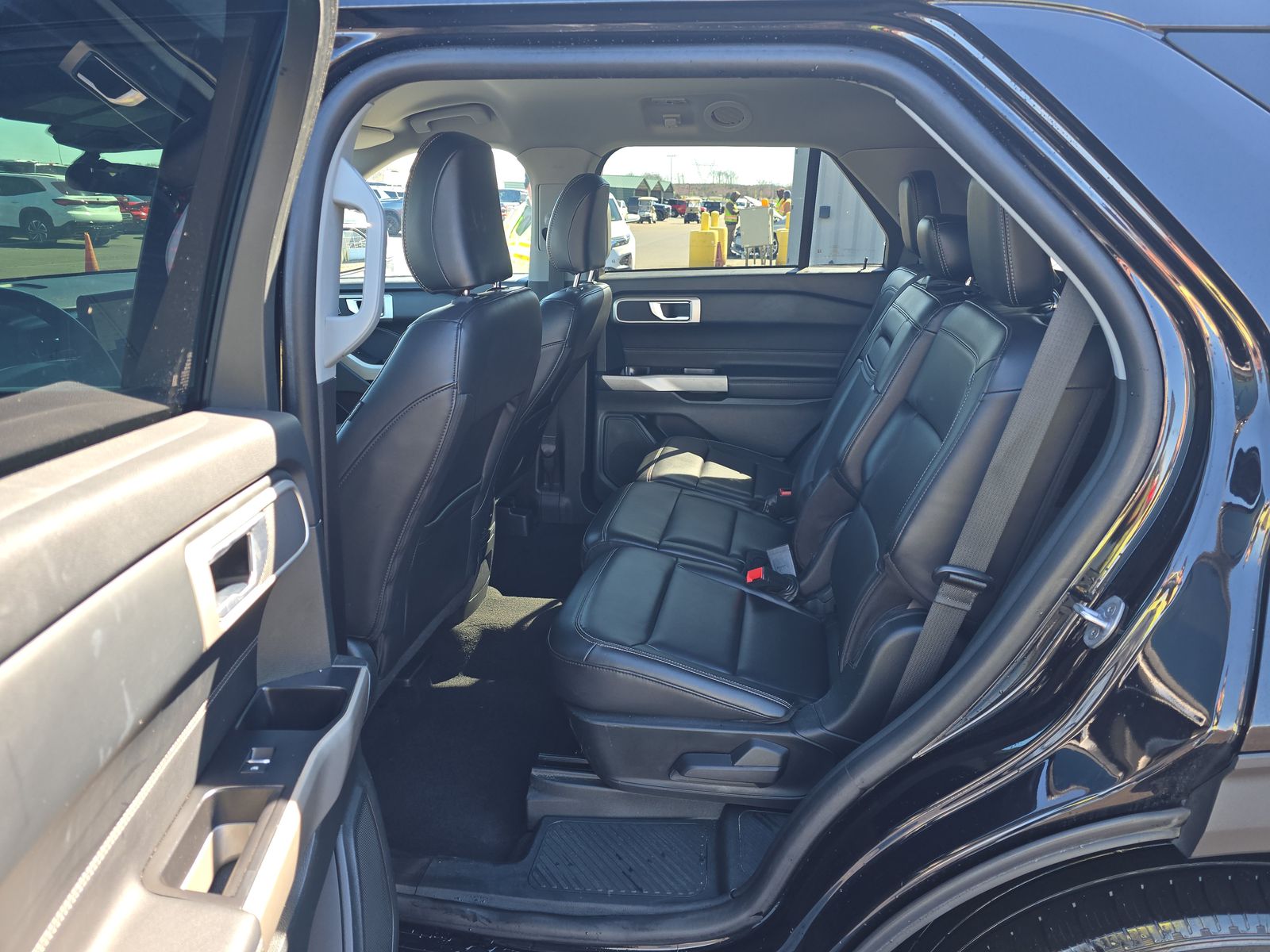 2023 Ford Explorer XLT AWD