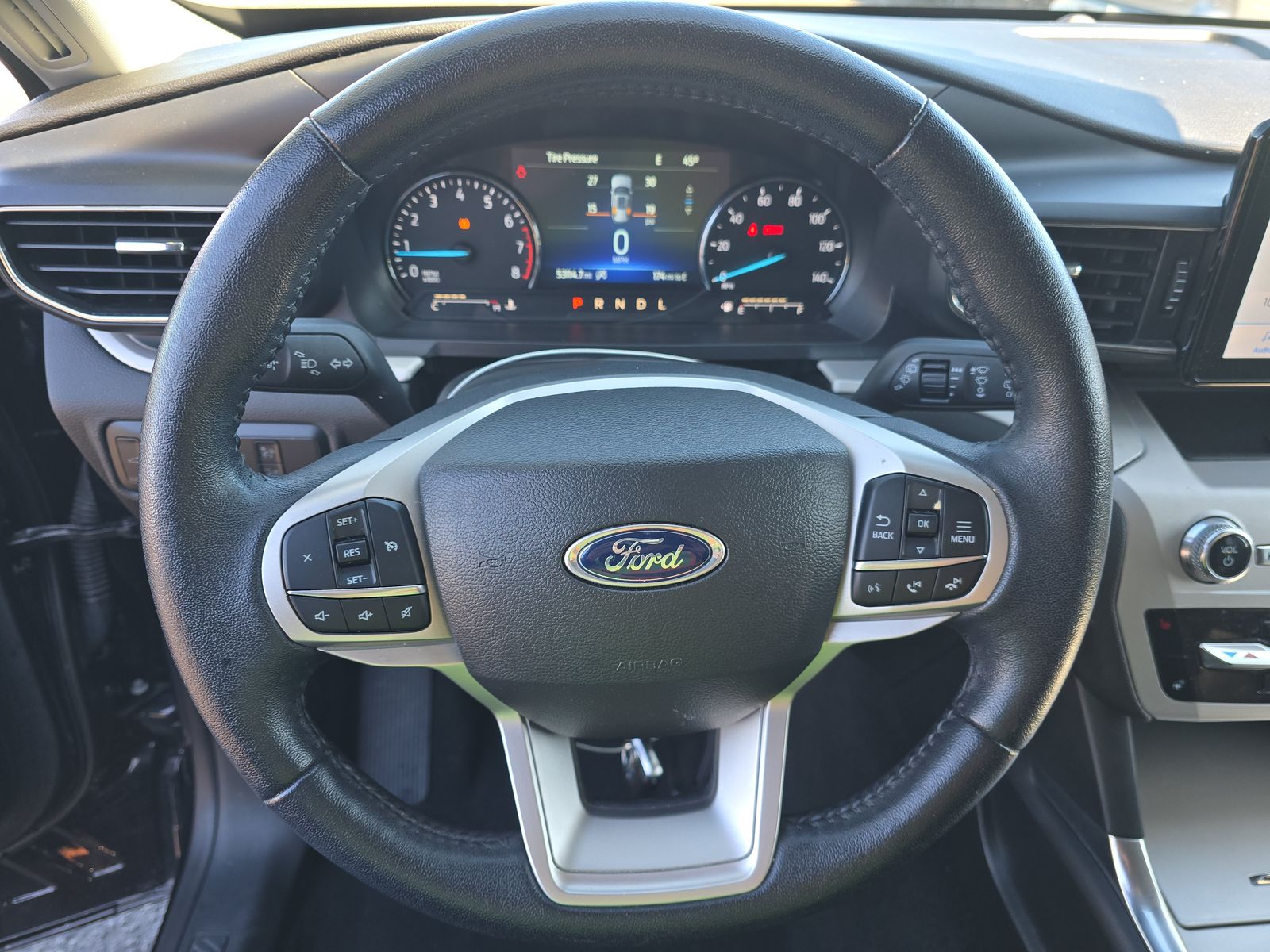 2023 Ford Explorer XLT AWD