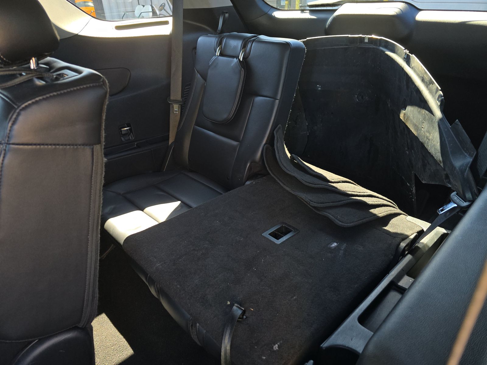 2023 Ford Explorer XLT AWD