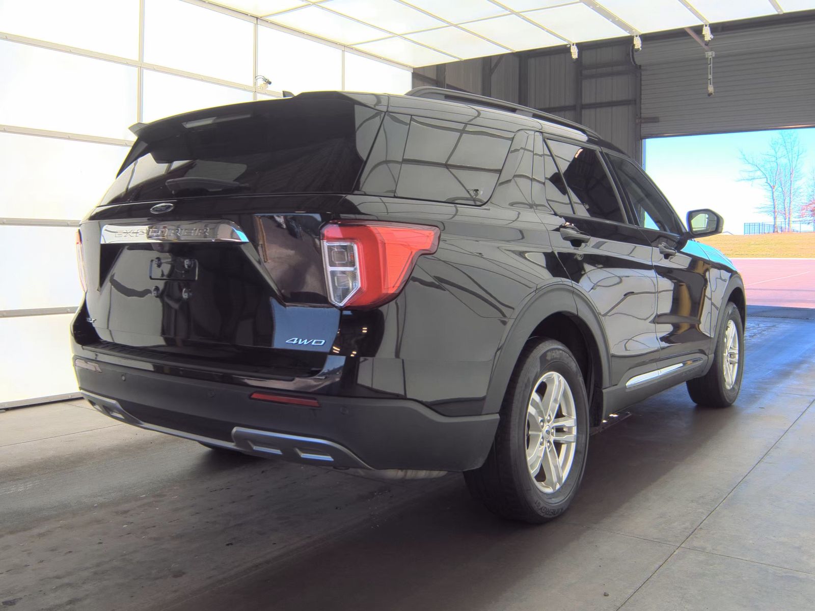 2023 Ford Explorer XLT AWD