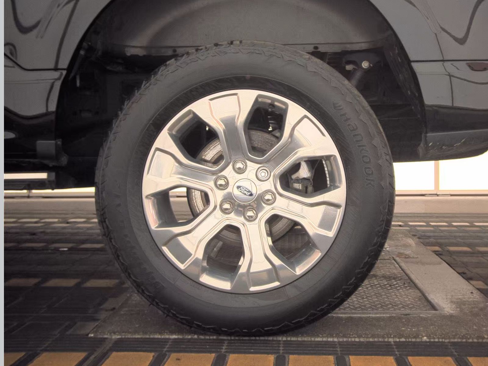 2023 Ford F-150 Platinum AWD