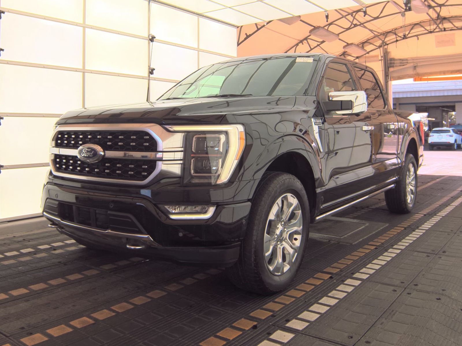 2023 Ford F-150 Platinum AWD
