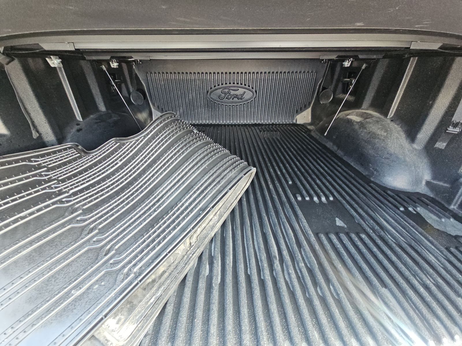 2023 Ford F-150 Platinum AWD