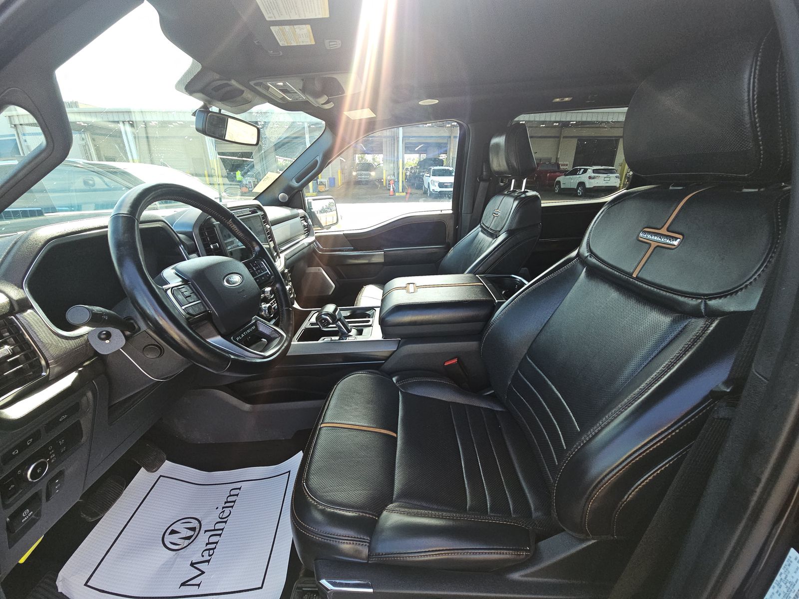 2023 Ford F-150 Platinum AWD