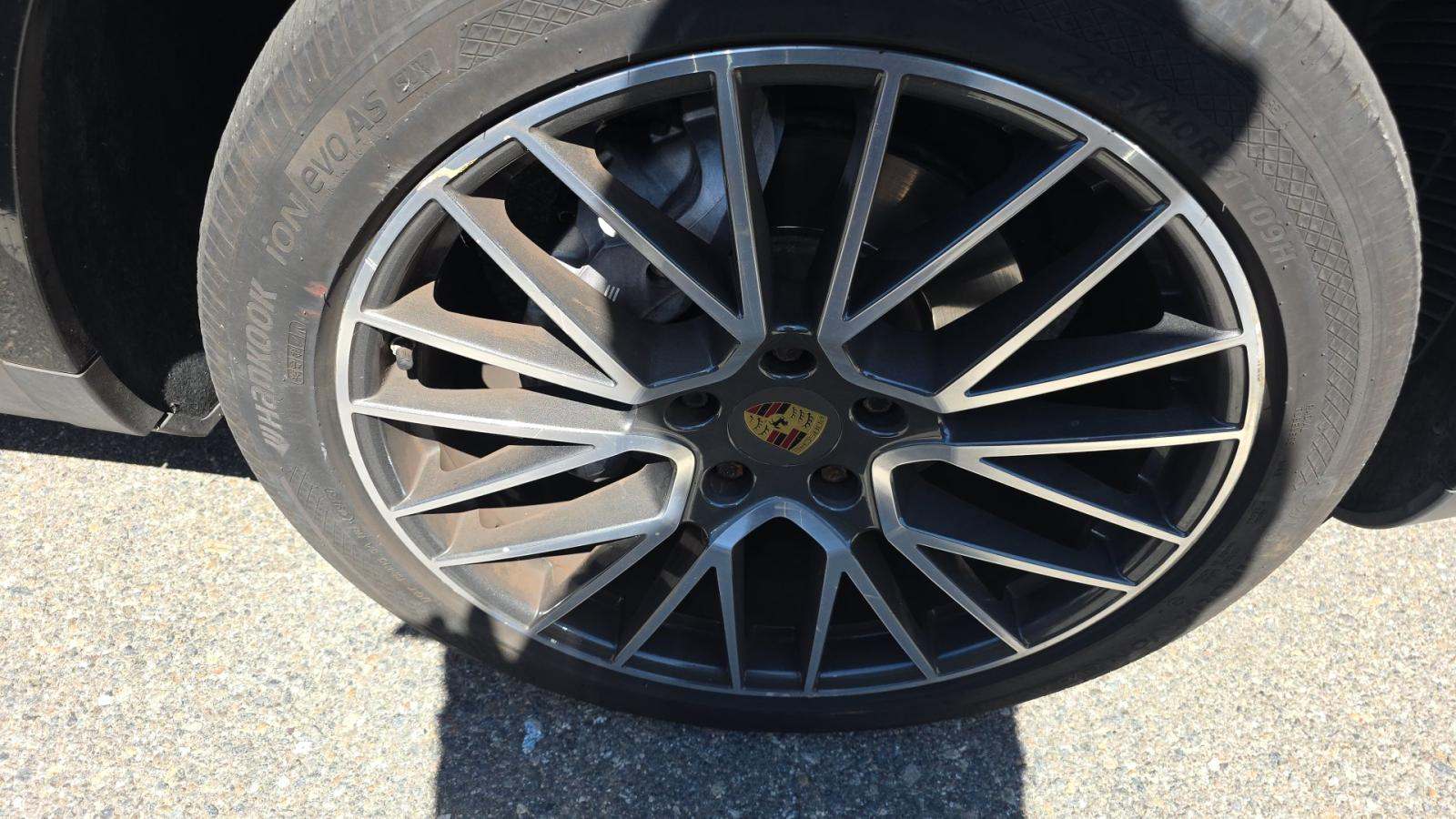 2019 Porsche Cayenne Base AWD