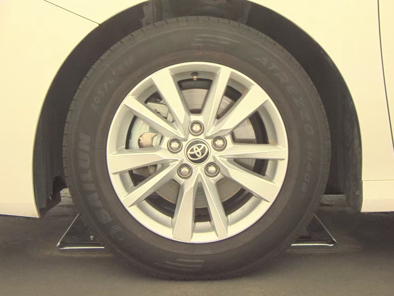 2025 Toyota Camry LE FWD