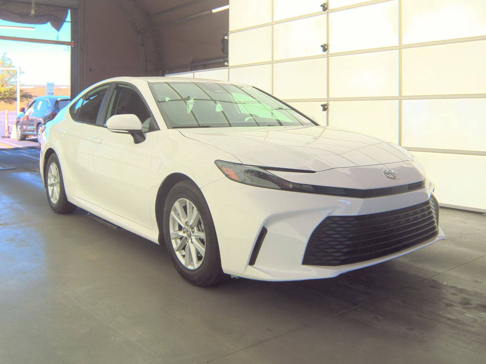 2025 Toyota Camry LE FWD