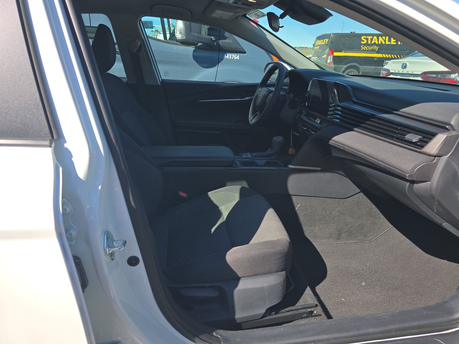 2025 Toyota Camry LE FWD