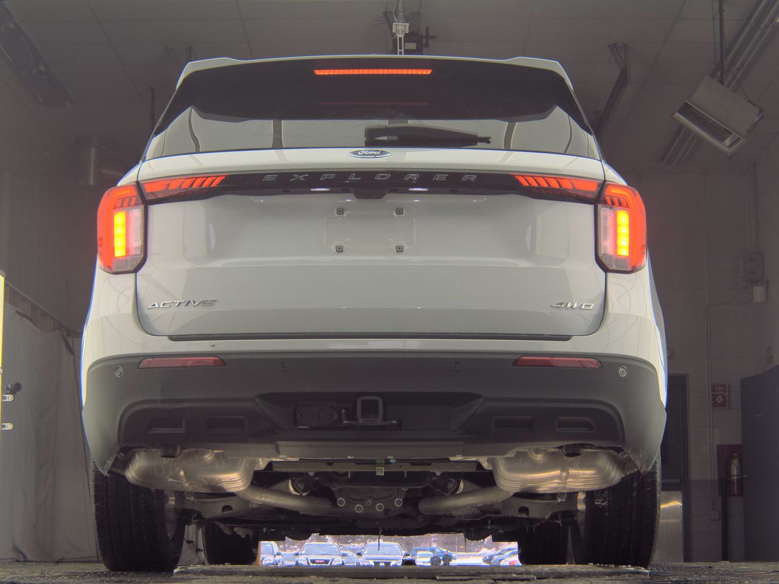 2025 Ford Explorer Active AWD