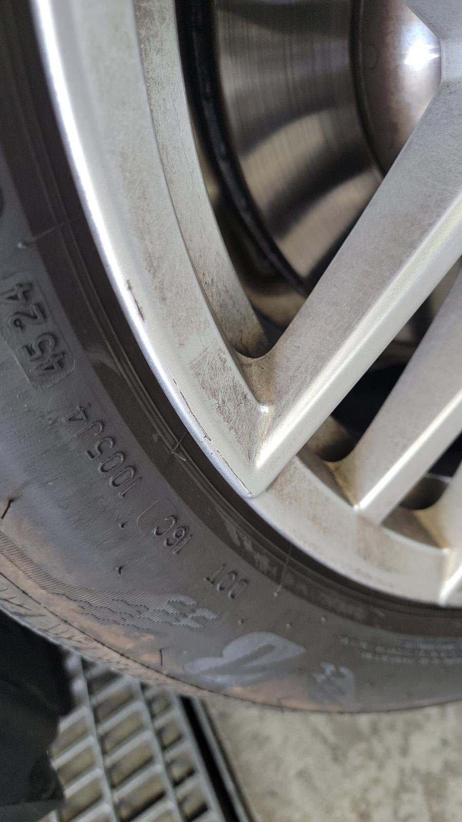 2025 BMW 5 Series 530i xDrive AWD