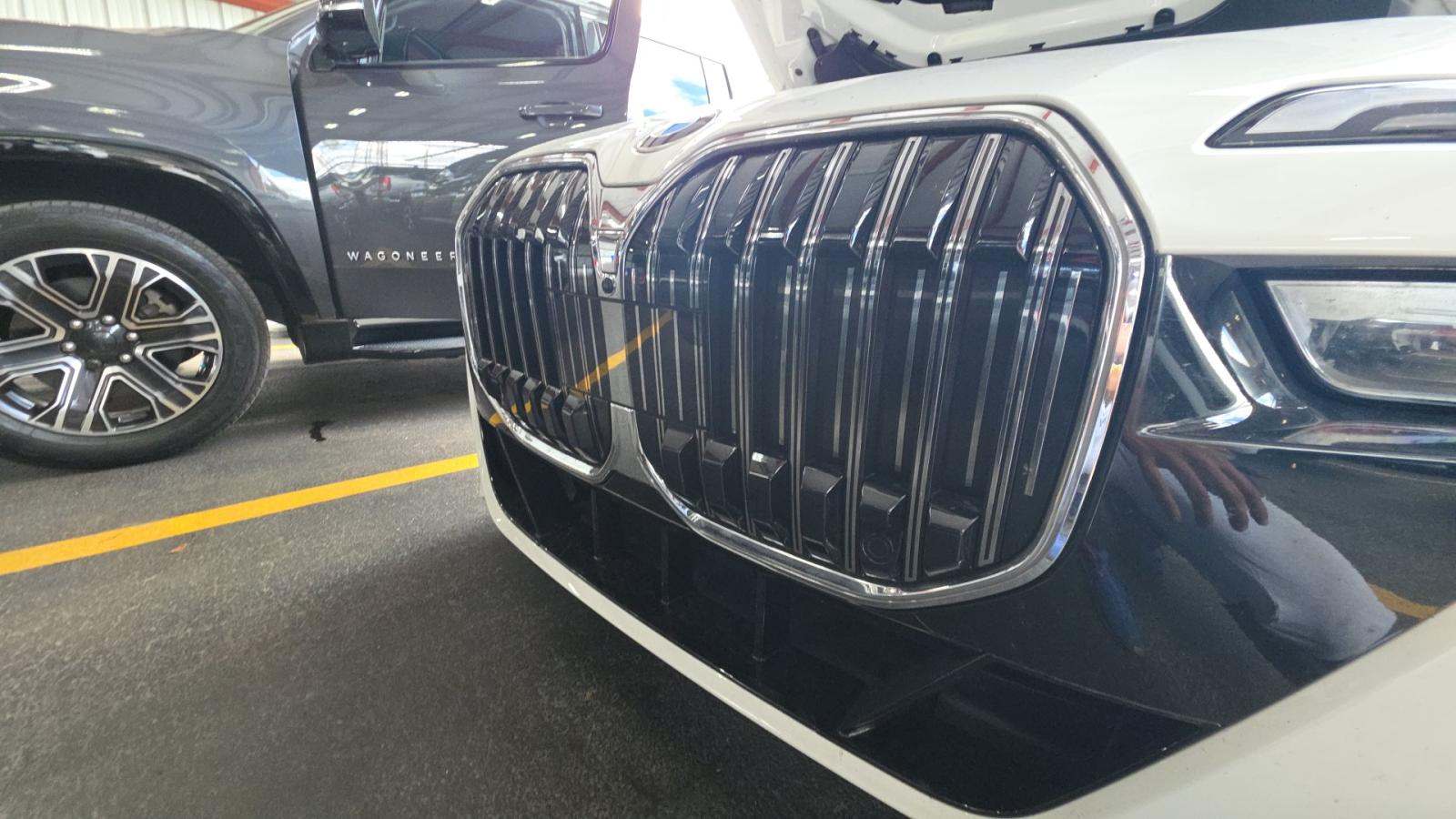 2025 BMW 7 Series 740i xDrive AWD