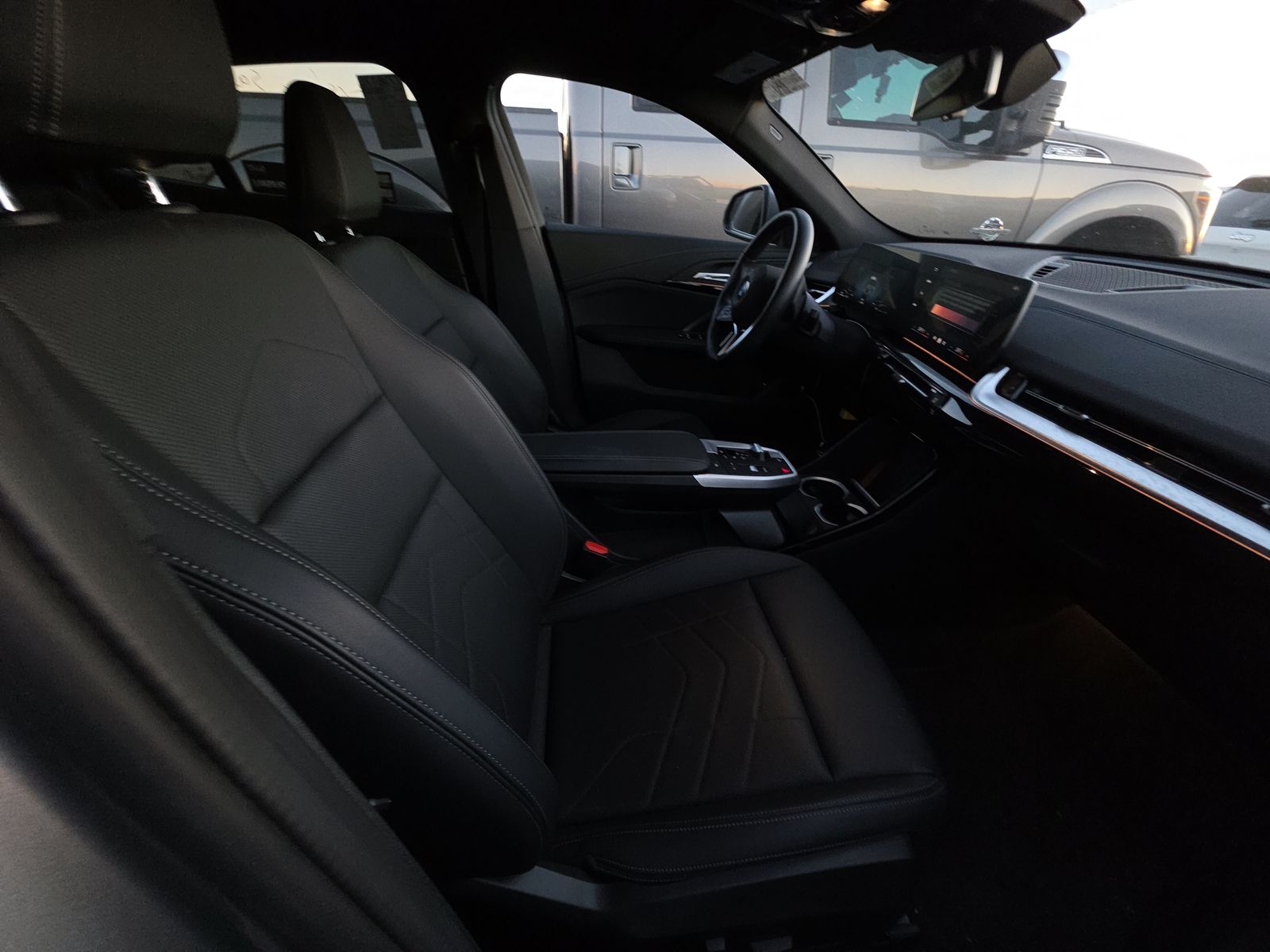 2025 BMW X2 xDrive28i AWD