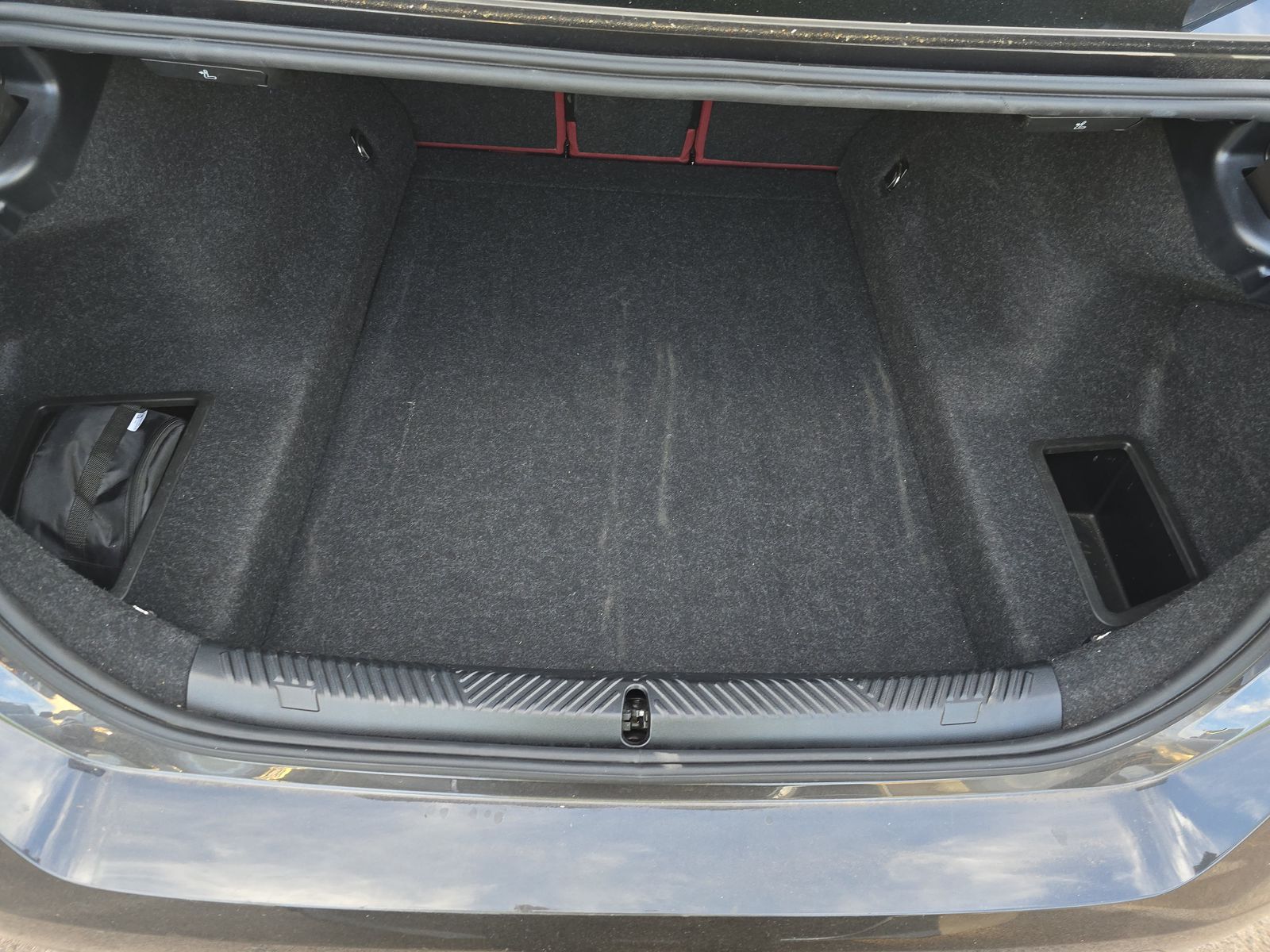 2026 BMW 5 Series 530i xDrive AWD