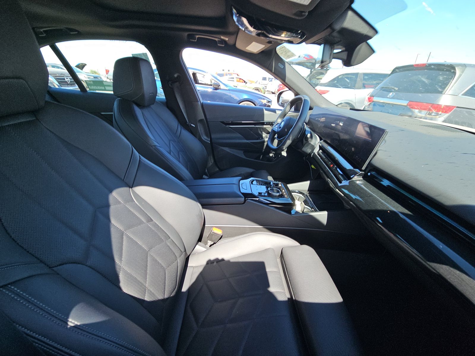 2025 BMW 5 Series 530i xDrive AWD