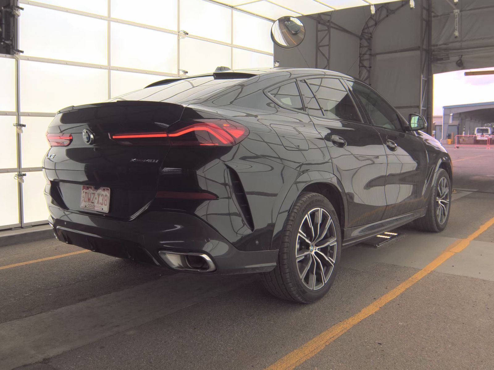 2025 BMW X6 xDrive40i AWD